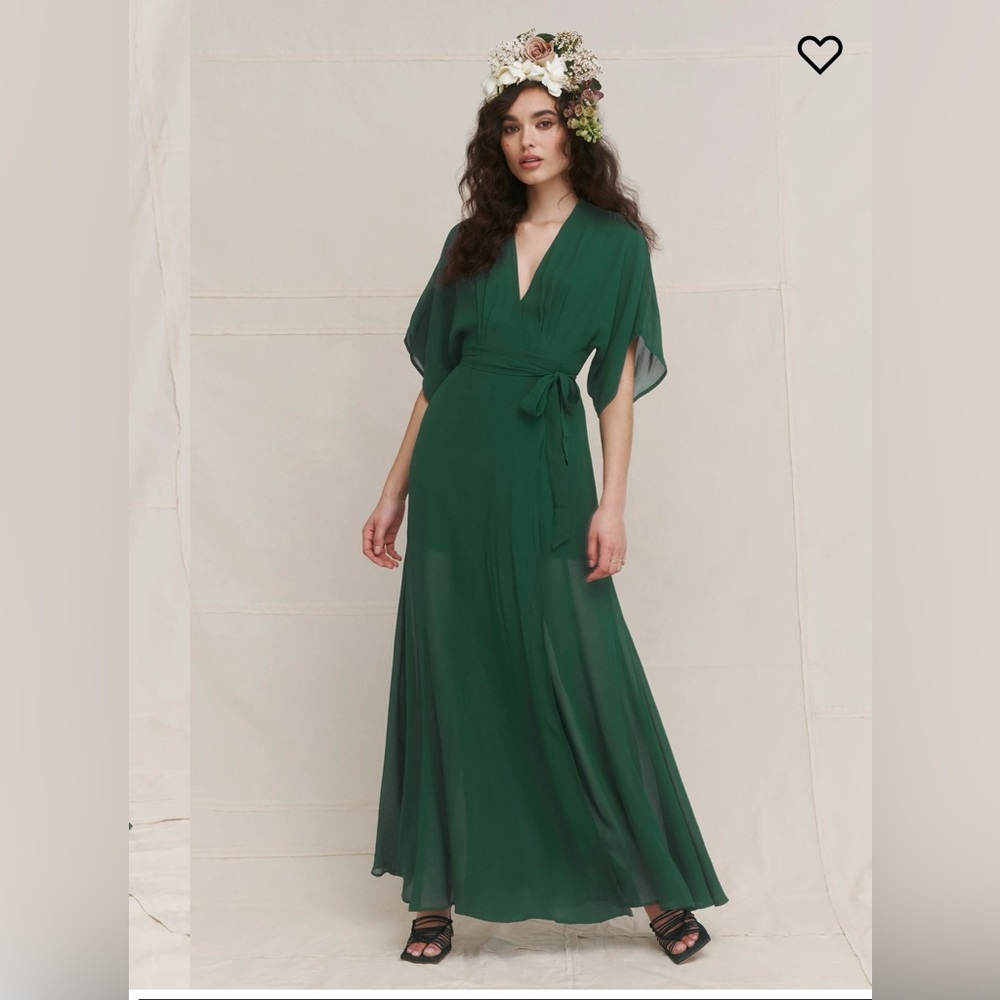 Reformation Winslow Dress. Worn once for wedding. Like new. Color is cream.